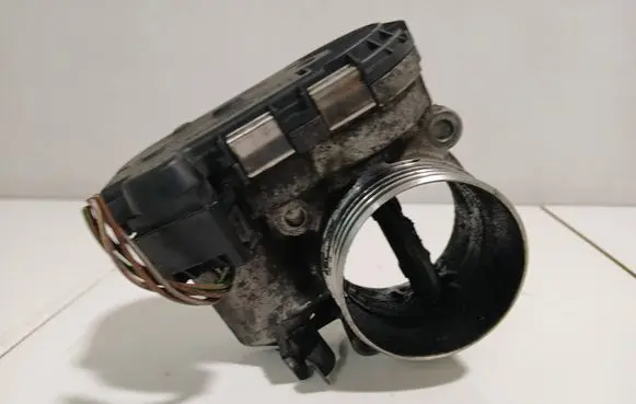 Volvo XC90 Throttle valve 8692720 05W382 0281002701