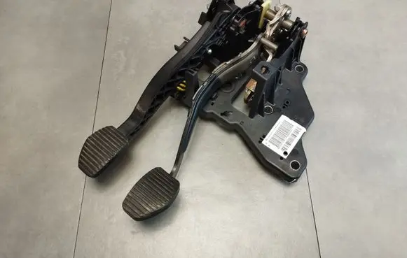 Peugeot 508 Brake pedal 9666871280 196789P