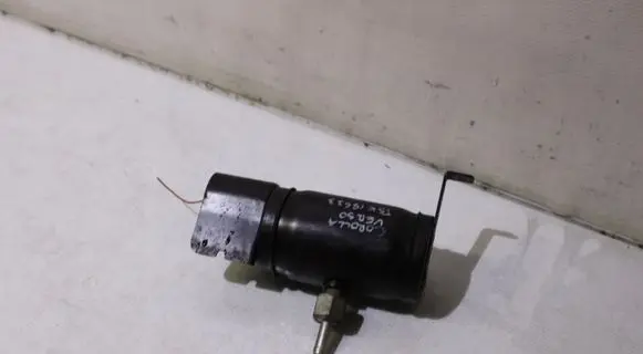 Toyota Corolla Verso E121 Fuel filter housing 