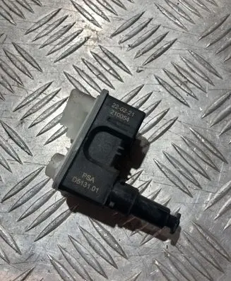 Citroen C4 III e-C4 Fuel tank cap lock PK19282