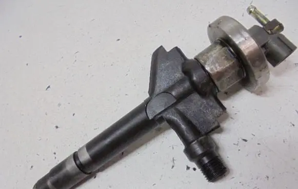 Mazda 6 Fuel injector 13H50A