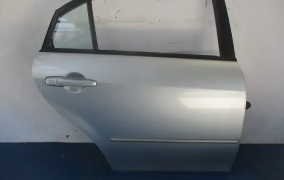 Mazda 6 Rear door
