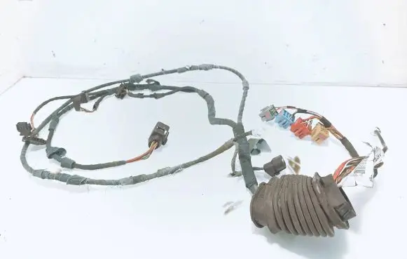 Audi A3 S3 8L Front door wiring loom 8L1971036A 260300