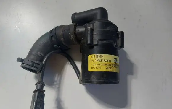 Porsche Cayenne (9PA) Electric auxiliary coolant/water pump 7L0965561H