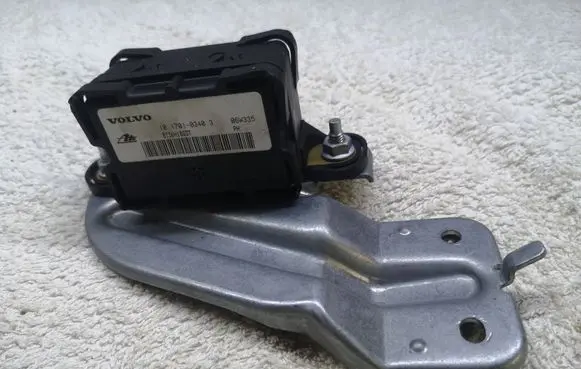 Volvo XC90 ESP acceleration yaw rate sensor 30667512AB