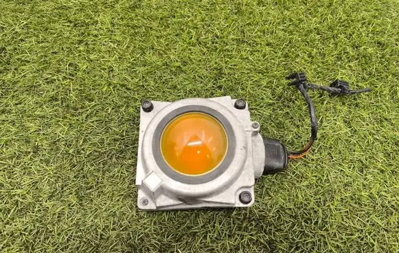 Volkswagen PASSAT B6 Distronic sensor radar 3C0907567M SW0243 B1031064200