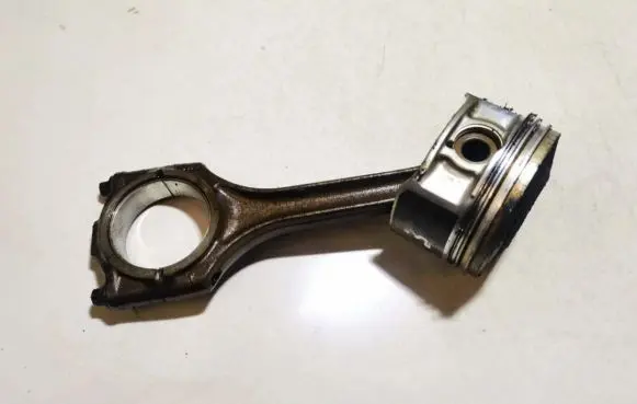 Audi A4 S4 B5 8D Piston with connecting rod 077b bhs