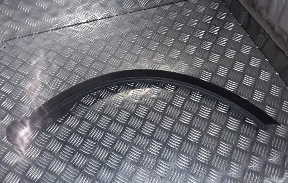 Suzuki Ignis Rear arch trim 7726162R1