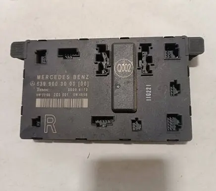 Mercedes-Benz Vito Viano W639 Door control unit/module 6399003000 ZGS001 00006170