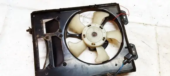Mitsubishi Outlander Radiator cooling fan shroud