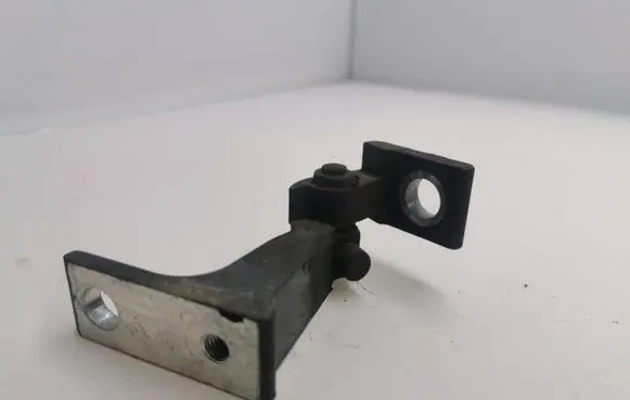 Audi A5 Sportback 8TA Rear door lower hinge 8T8833402