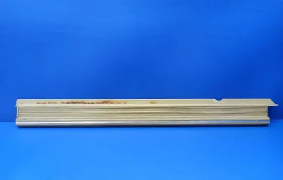 Mercedes-Benz 380 560SEC C126 Side skirt front trim 