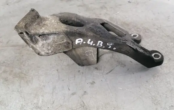 Audi A4 S4 B8 8K Engine mounting bracket 8K0199307BK