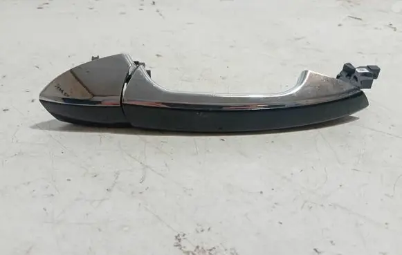 Mercedes-Benz GL X166 Rear door exterior handle A2047600620