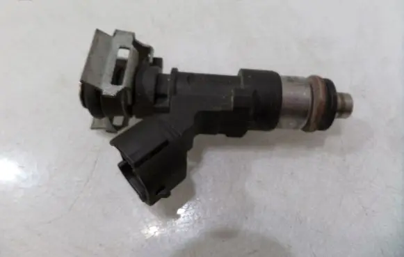 Peugeot 607 Fuel injector 0280158041