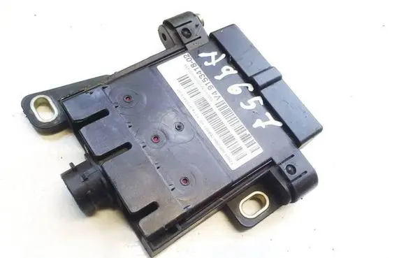 Coolant fan relay