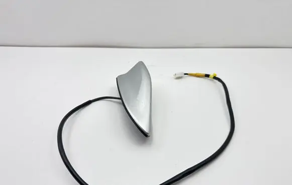 Toyota Auris E180 Aerial GPS antenna V310838C