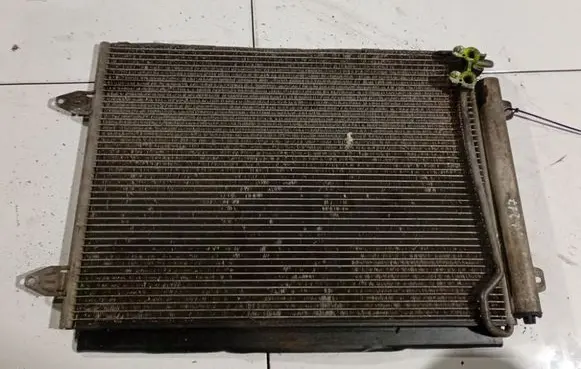 Volkswagen PASSAT B6 A/C cooling radiator (condenser) 