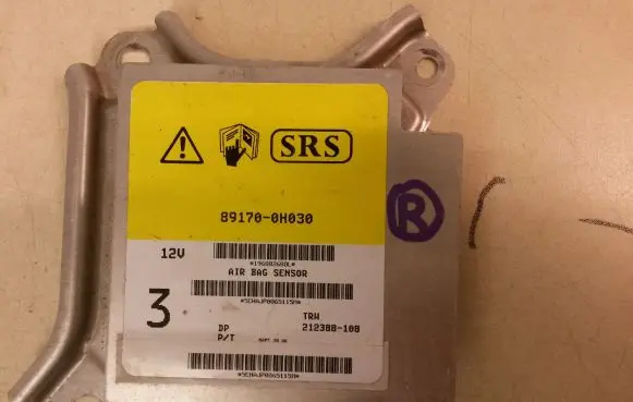 Peugeot 107 Airbag control unit/module 891700H030 212388108