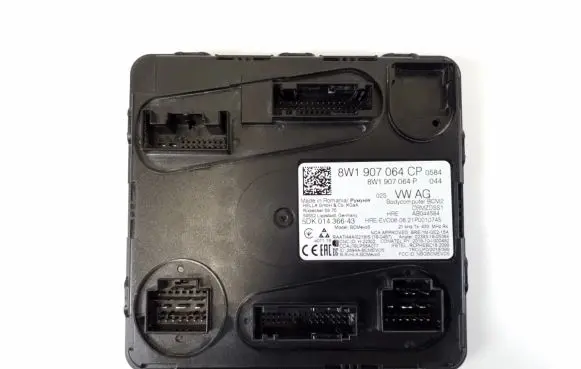 Audi e-tron Comfort/convenience module 8W1907064CP