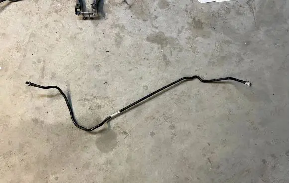 Mini One - Cooper F56 F55 Fuel line pipe 7300652 16137300652