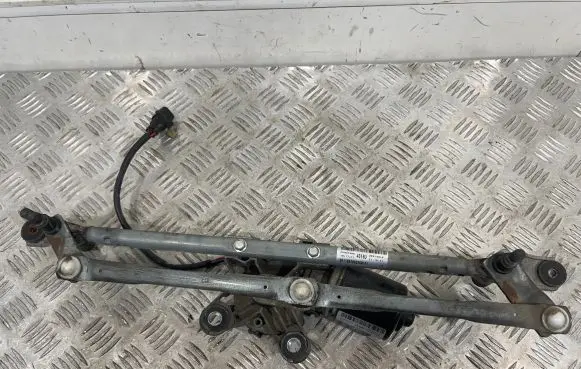 Chevrolet Captiva Front wiper linkage and motor 20829044 0011002083960151 001100203980354