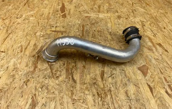 Mercedes-Benz GLC X253 C253 Intercooler hose/pipe A2760900837