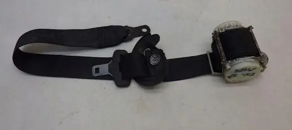 BMW X3 E83 Front seatbelt 172