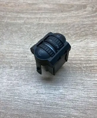 Volkswagen Golf V Headlight level height control switch 1K0941333A