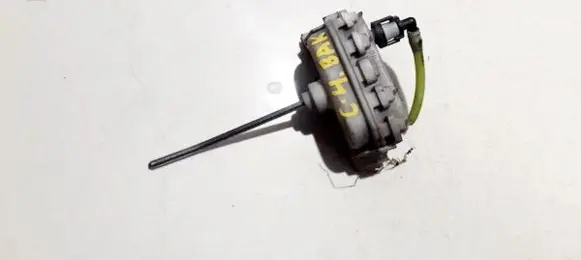 Citroen C4 I Central locking vacuum pump 