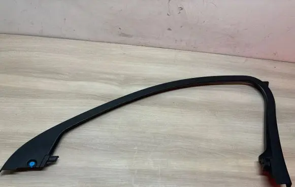 Volvo S90, V90 Front door glass trim molding 31417234