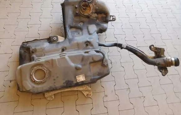 Audi A7 S7 4G Fuel tank 