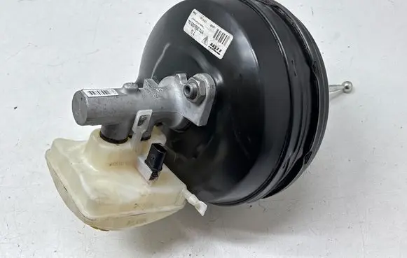Porsche Panamera (970) Brake booster 97035502504 177T15