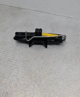 Renault Twingo II Lift Jack 8200676845 00838322