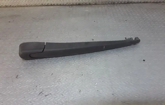 Renault Megane III Rear wiper blade arm