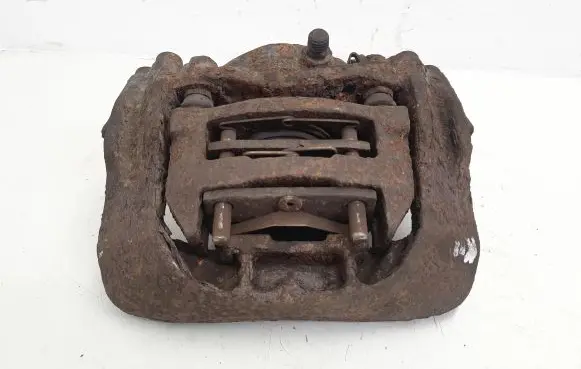 Volkswagen Multivan T4 Front brake caliper
