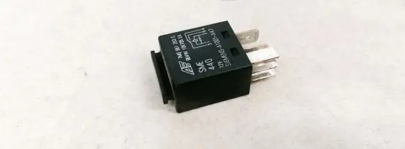 Ford Galaxy Other relay 7M0951253C 95VW10K705EA
