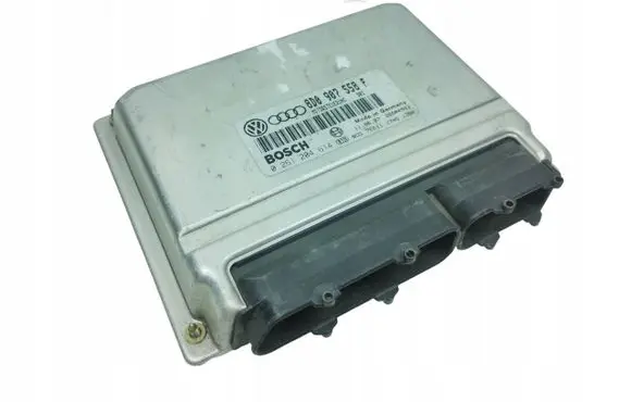 Volkswagen PASSAT B5 Engine control unit/module ECU 8D0907558F