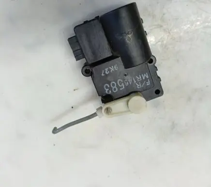 Volvo S40, V40 Air flap motor/actuator MR146583 9K27