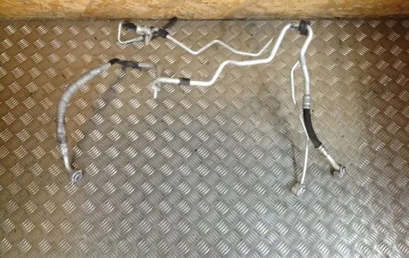 Seat Ibiza IV (6J,6P) Air conditioning (A/C) pipe/hose 6R2820741Q 6R2820743S