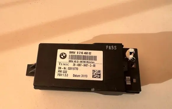 BMW X3 F25 Seat heating relay 921646802