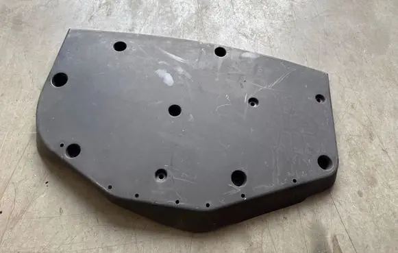 Maserati Ghibli Engine splash shield/under tray 670004358