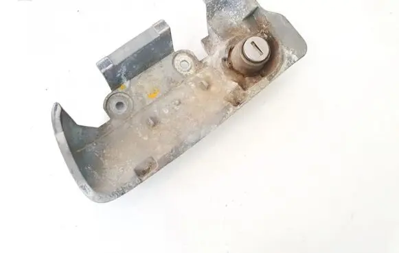 Opel Zafira A Front door lock (next to the handle) 