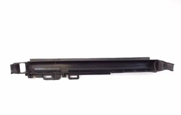 Radiator mount bracket