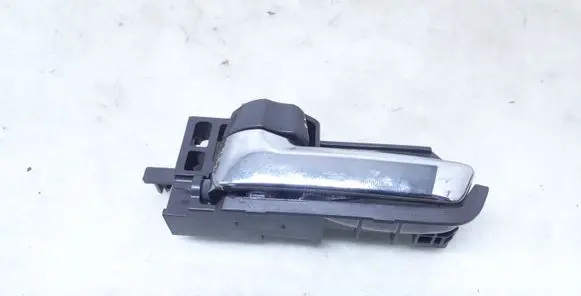 Suzuki Swift I Rear door interior handle