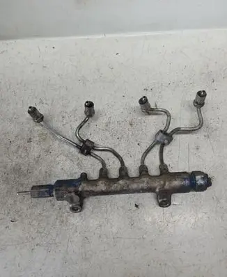 Toyota Avensis T250 Fuel main line pipe