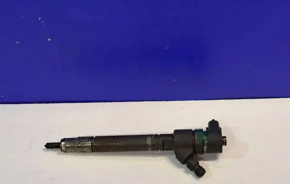 Volvo V50 Fuel injector 30750283 8603595