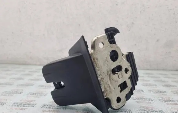 Audi A4 S4 B8 8K Tailgate/trunk/boot lock/catch/latch
