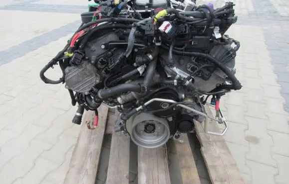 BMW 7 G11 G12 Engine N74B66B
