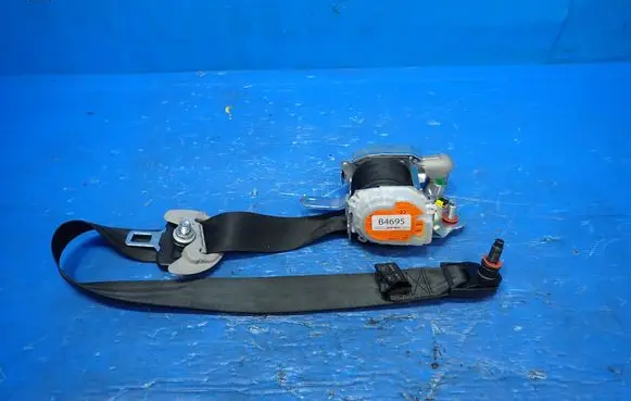 Hyundai i40 Front seatbelt 88810-3Z000RY